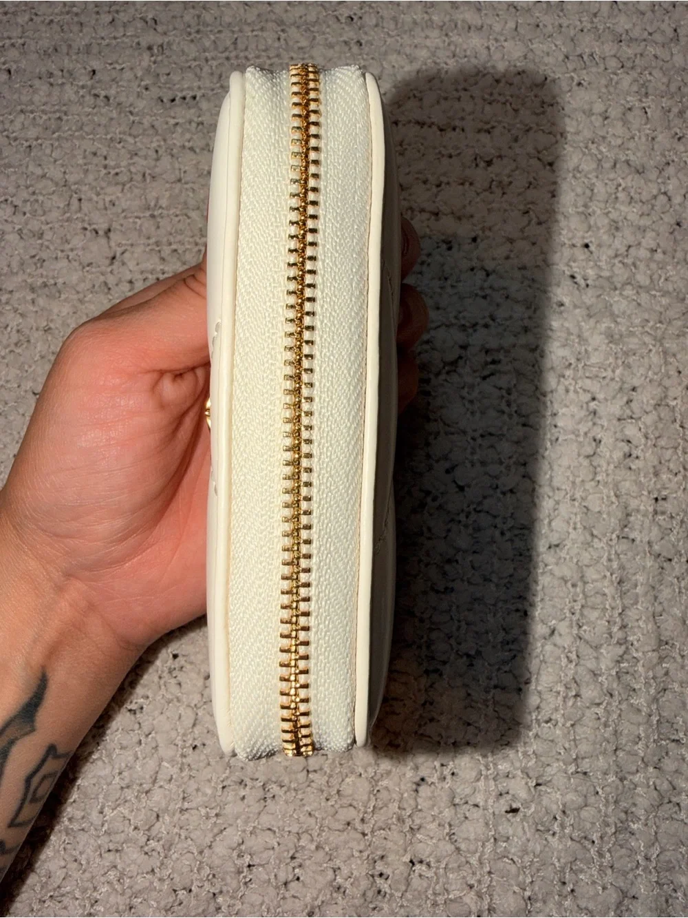 Tory Burch White Quilted Zip Wallet with Gold Logo
